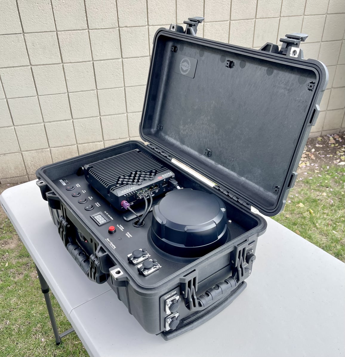 XR-80 Portable Communication Network - Model 8702