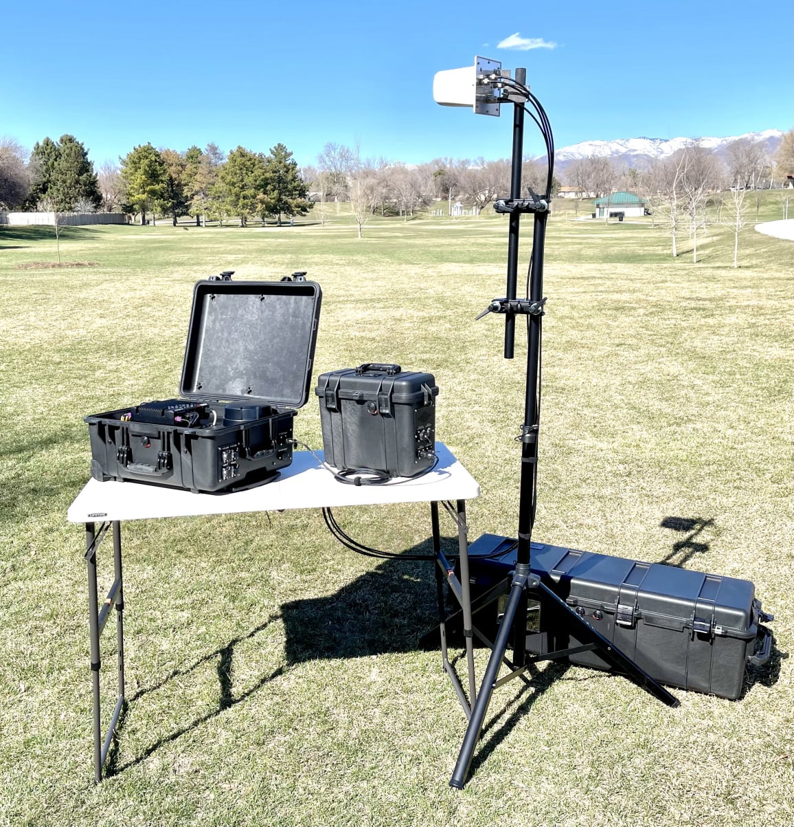 Tripod Mounted Directional Wi-Fi 6 Antenna Assembly - Model 8721